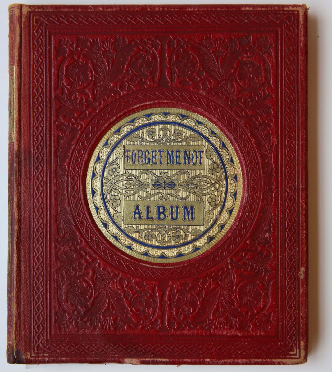  - COSTA, DA; TAYLOR; AMERIKA Poziealbum van de Amerikaanse Mary W. Taylor te Peoria (Illenois) over 1860-1863. 1 deel, manuscript.