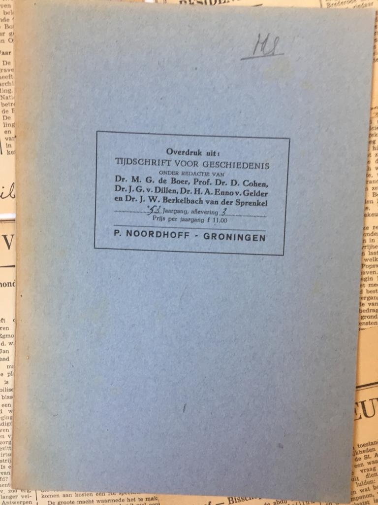 EGMOND, ABDIJ--- Serie krantenknipsels over de geschiedenis van de Abdij van Egmond, Vaderland 1936.